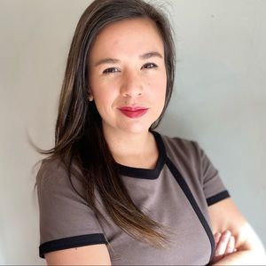 Meet your Posher, Dayna